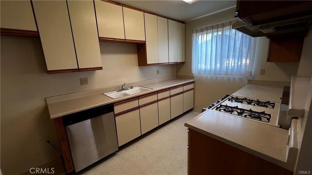 410 Milford Street - Photo 7