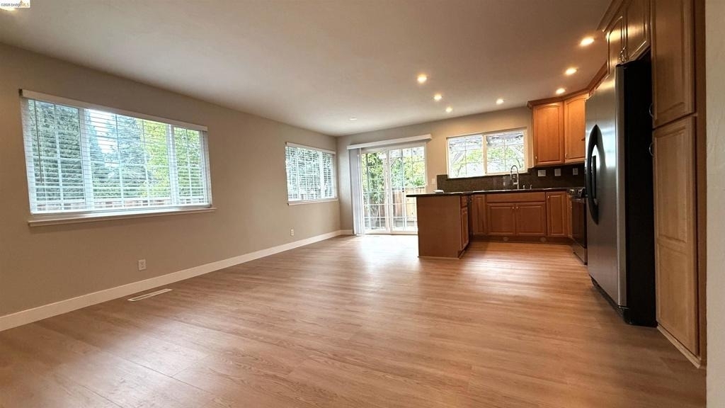 4398 N Spoonwood Ct - Photo 3