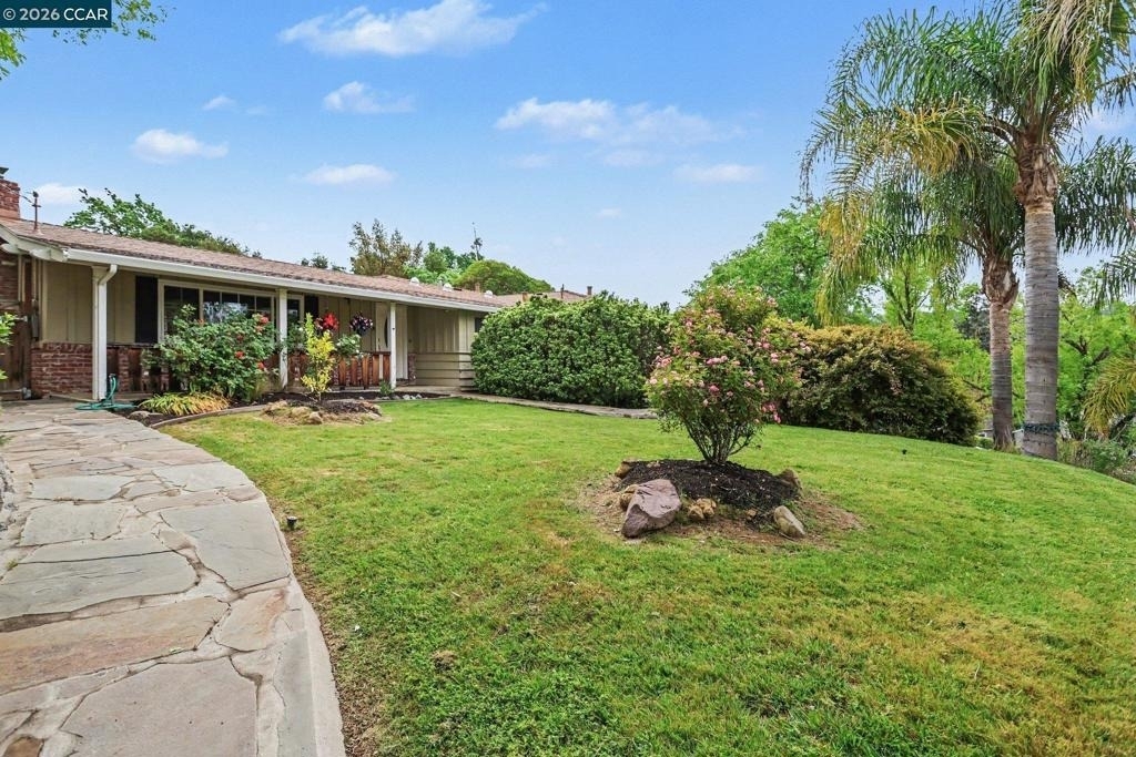 4 Dale Court - Photo 1