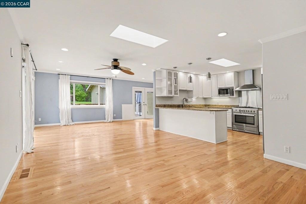 4 Dale Court - Photo 9