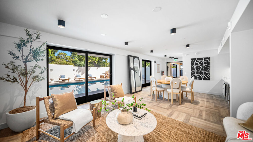 153 San Vicente Boulevard - Photo 25