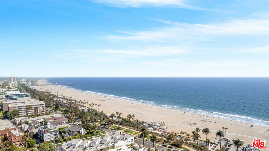 153 San Vicente Boulevard - Photo 36