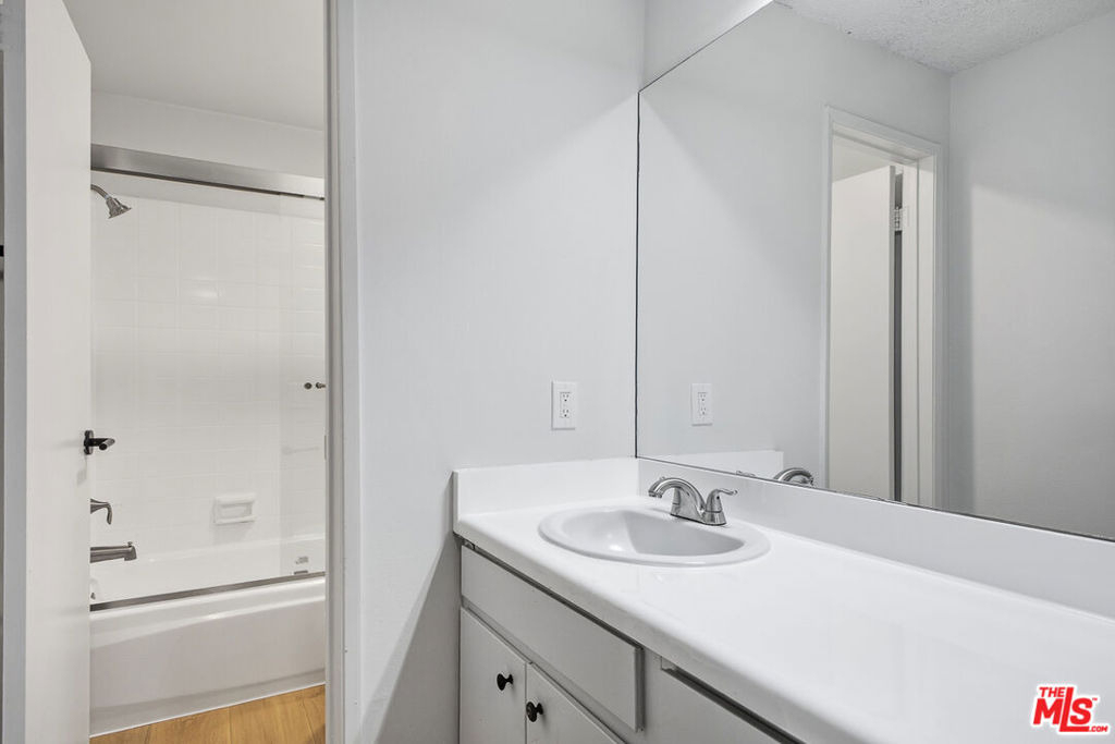 1352 S Carmelina Avenue - Photo 9