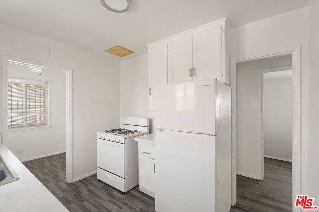 8610 S 6th Avenue - Photo 6