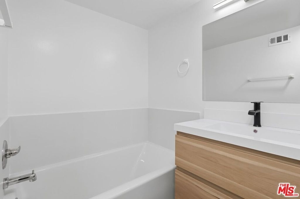 435 N Oakhurst Drive - Photo 42