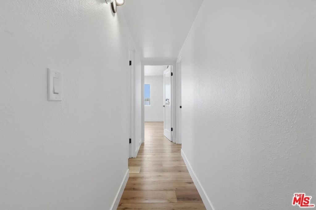 435 N Oakhurst Drive - Photo 37