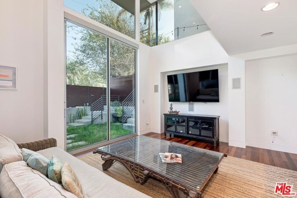 111 Eastwind Street - Photo 11