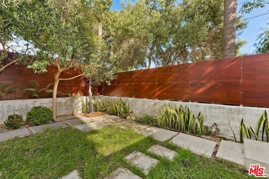 111 Eastwind Street - Photo 8