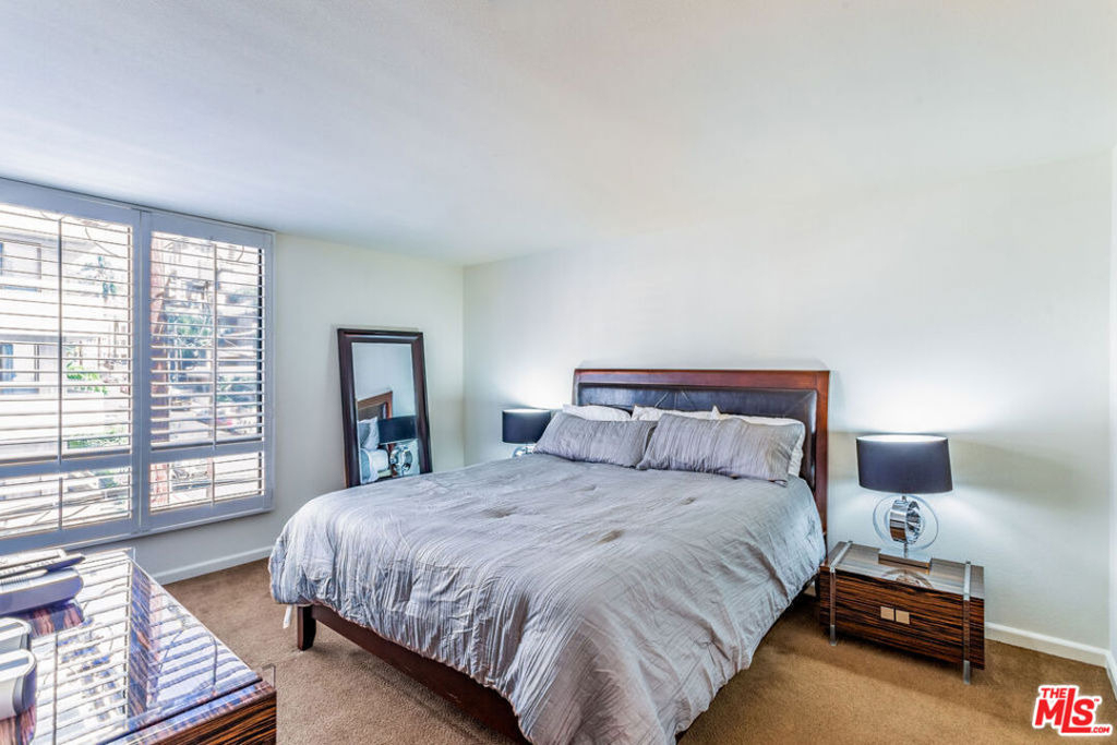 7320 Hawthorn Avenue - Photo 7