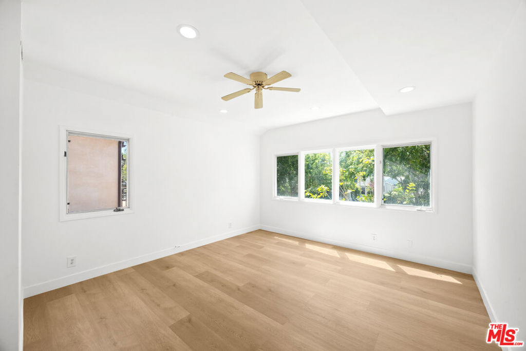 244 S Almont Drive - Photo 34