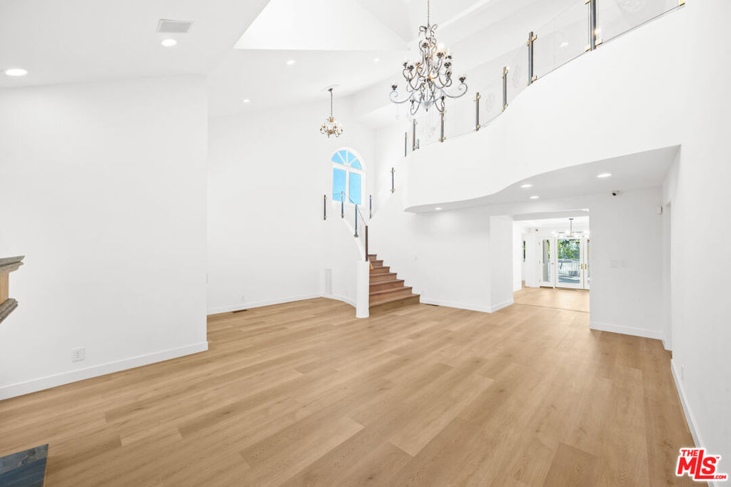 244 S Almont Drive - Photo 2