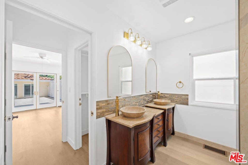 244 S Almont Drive - Photo 9