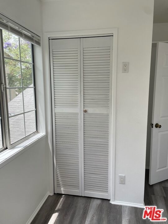 12244 Vanowen Street - Photo 5