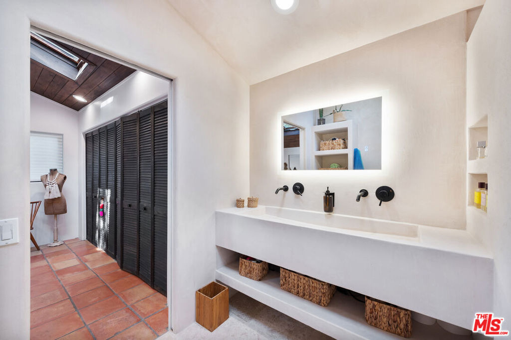 1362 Old Topanga Canyon Road - Photo 17