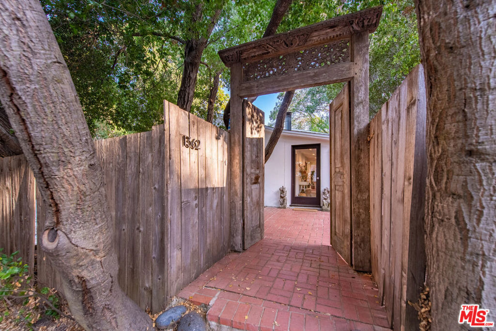 1362 Old Topanga Canyon Road - Photo 40