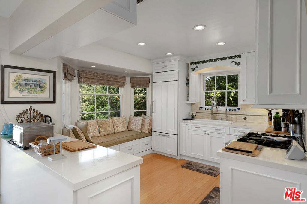 3331 Bennett Drive - Photo 13