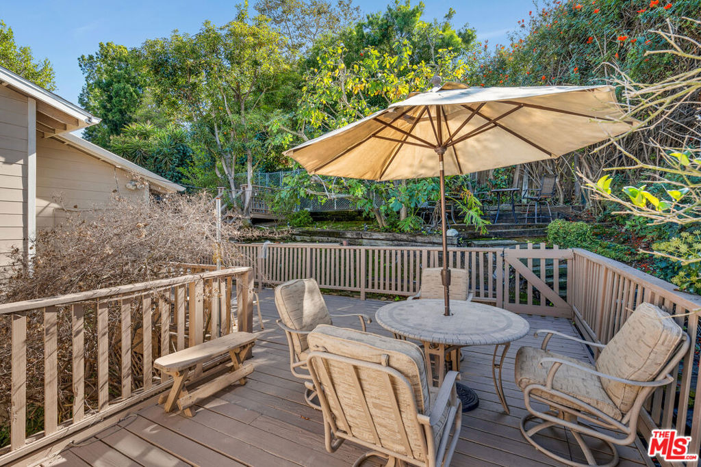 3331 Bennett Drive - Photo 32