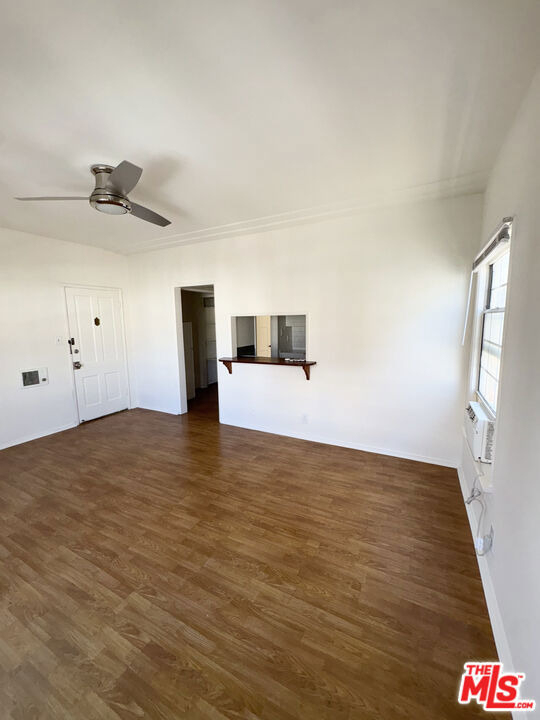 639 S Cochran Avenue - Photo 2