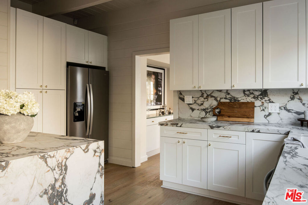 1208 S La Jolla Avenue - Photo 18