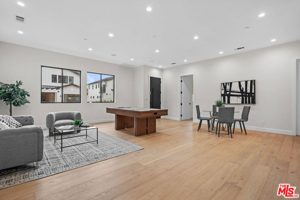 4475 Mammoth Avenue - Photo 22