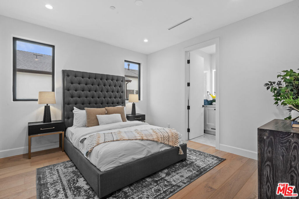 4475 Mammoth Avenue - Photo 15