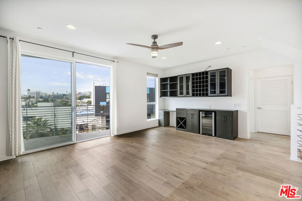 1045 Manzanita Street - Photo 12