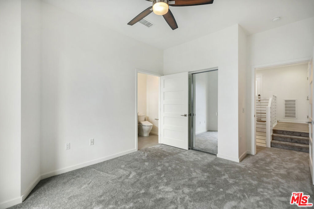1045 Manzanita Street - Photo 29