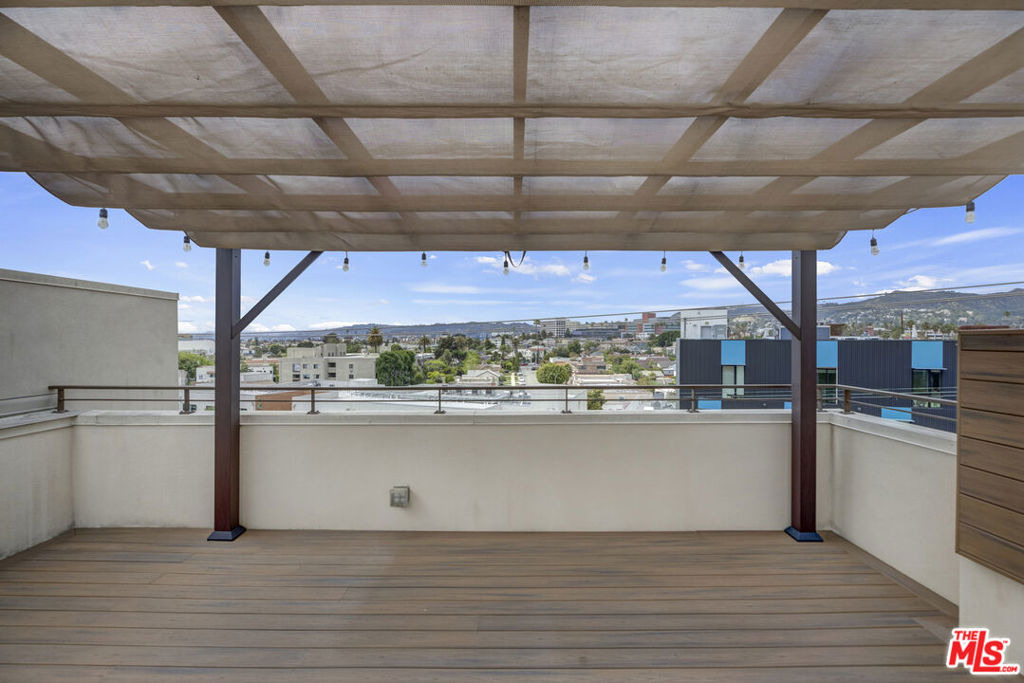 1045 Manzanita Street - Photo 33