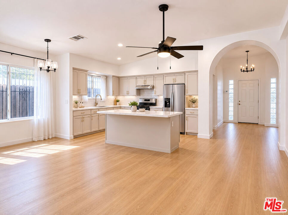 145 W M Street - Photo 1
