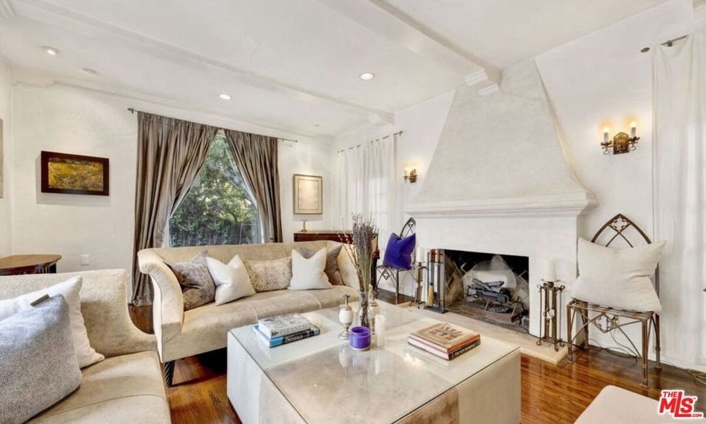 634 N Highland Avenue - Photo 3