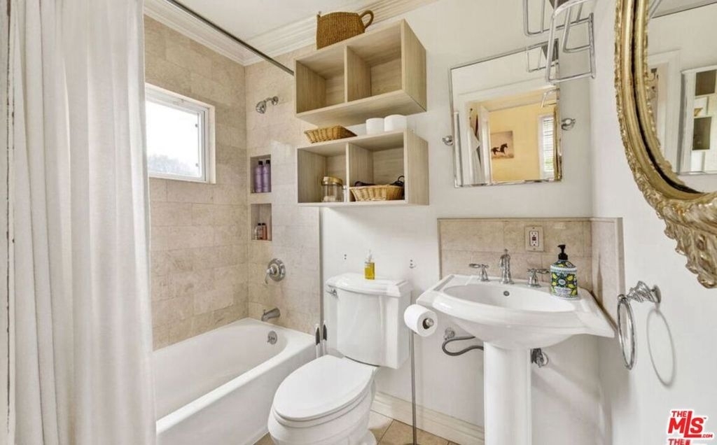 634 N Highland Avenue - Photo 20