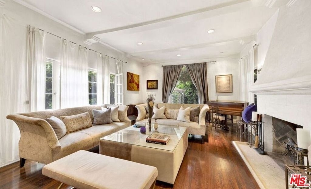 634 N Highland Avenue - Photo 2