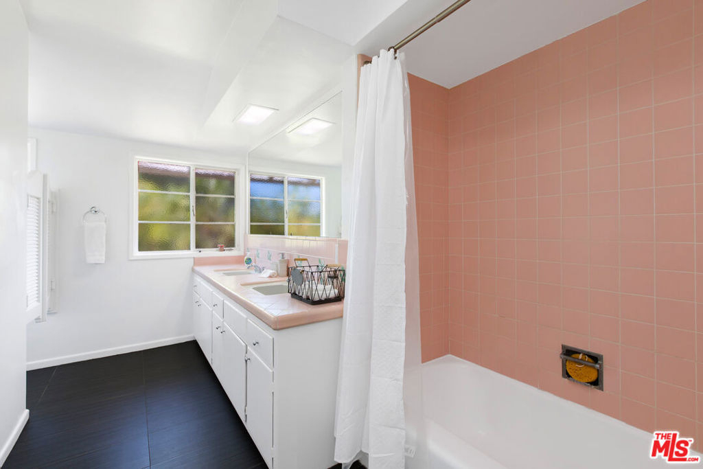19471 Rosita Street - Photo 15