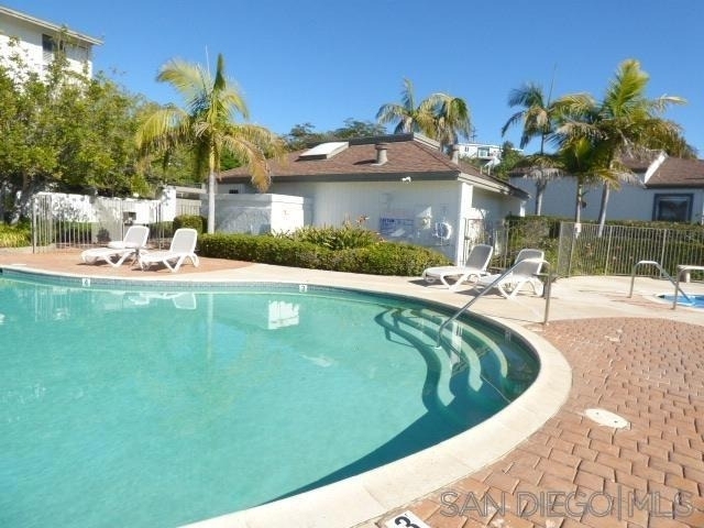 6743 Fashion Hills Blvd - Photo 29