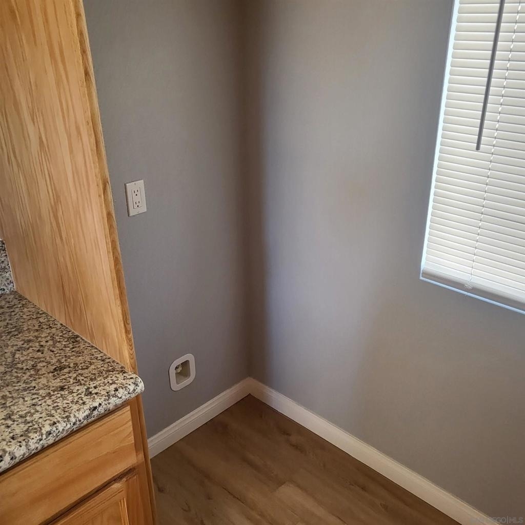 9344 Maple Street - Photo 6