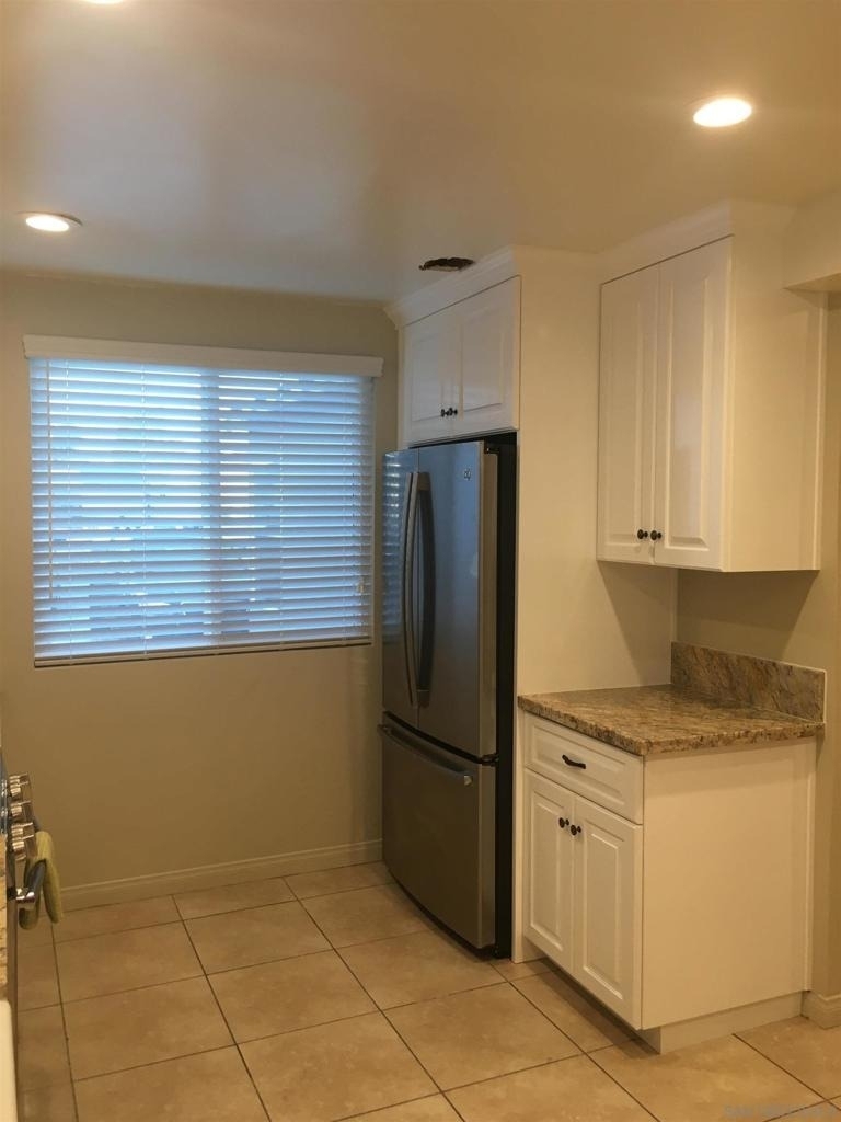 2568 Violet St - Photo 8