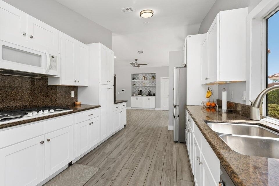 39369 Regency Way - Photo 3