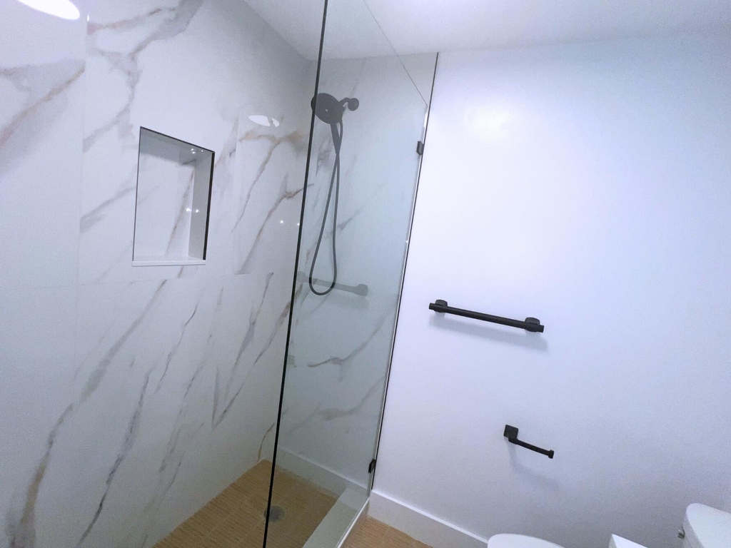 1260 Manor Drive - Photo 15