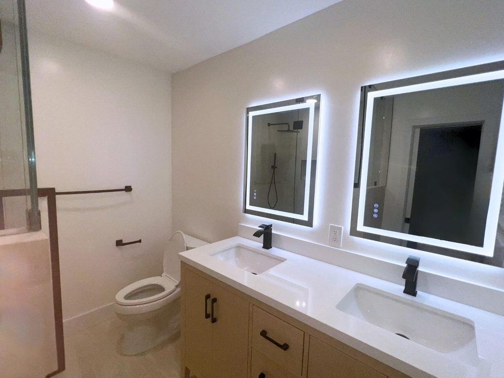 1260 Manor Drive - Photo 10
