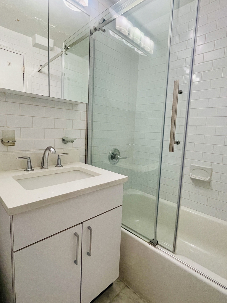Beekman Place - Photo 12