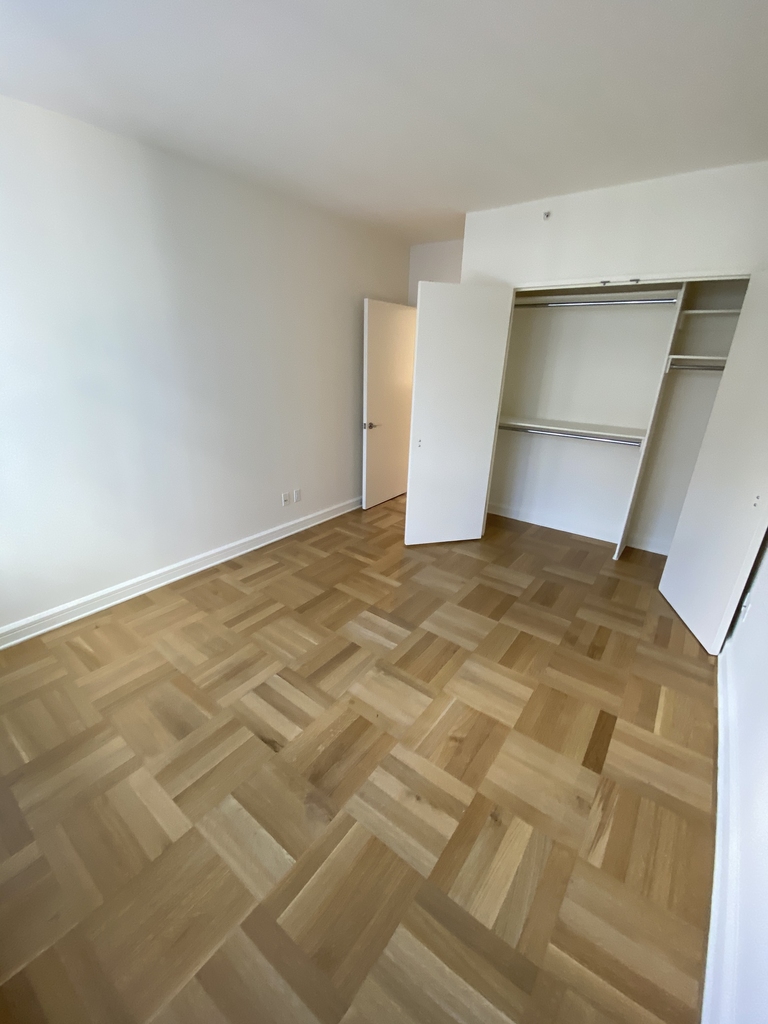 400 West 63rd Street - Photo 14