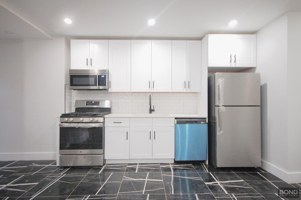 49 East 56th Street - Photo 0