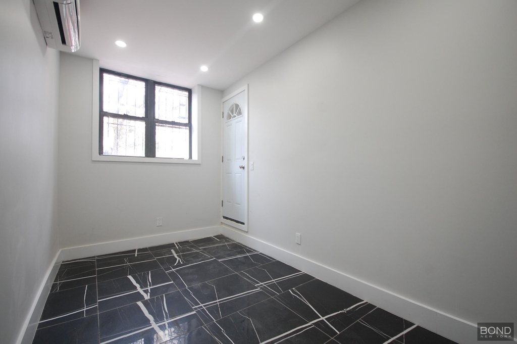 49 East 56th Street - Photo 5