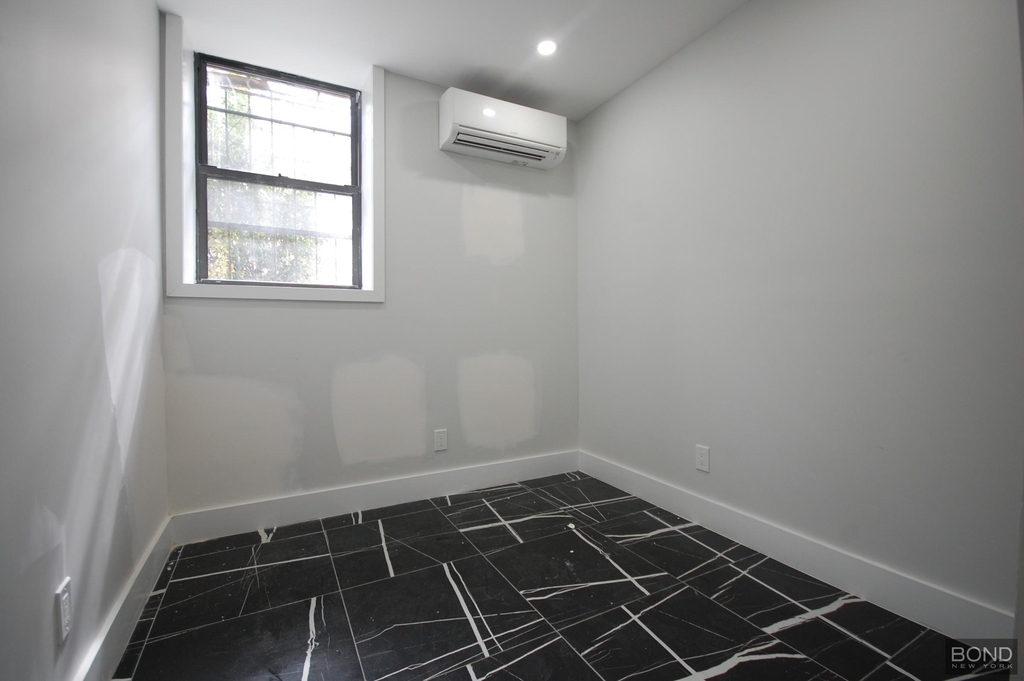 49 East 56th Street - Photo 6