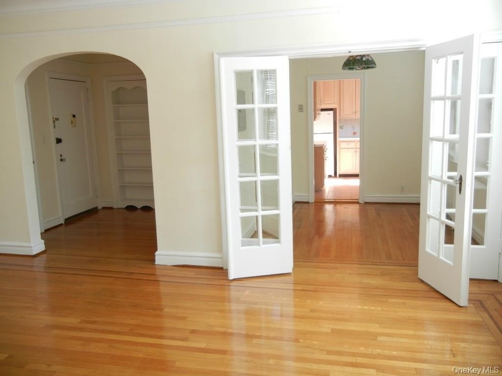 14 N Chatsworth Avenue - Photo 2