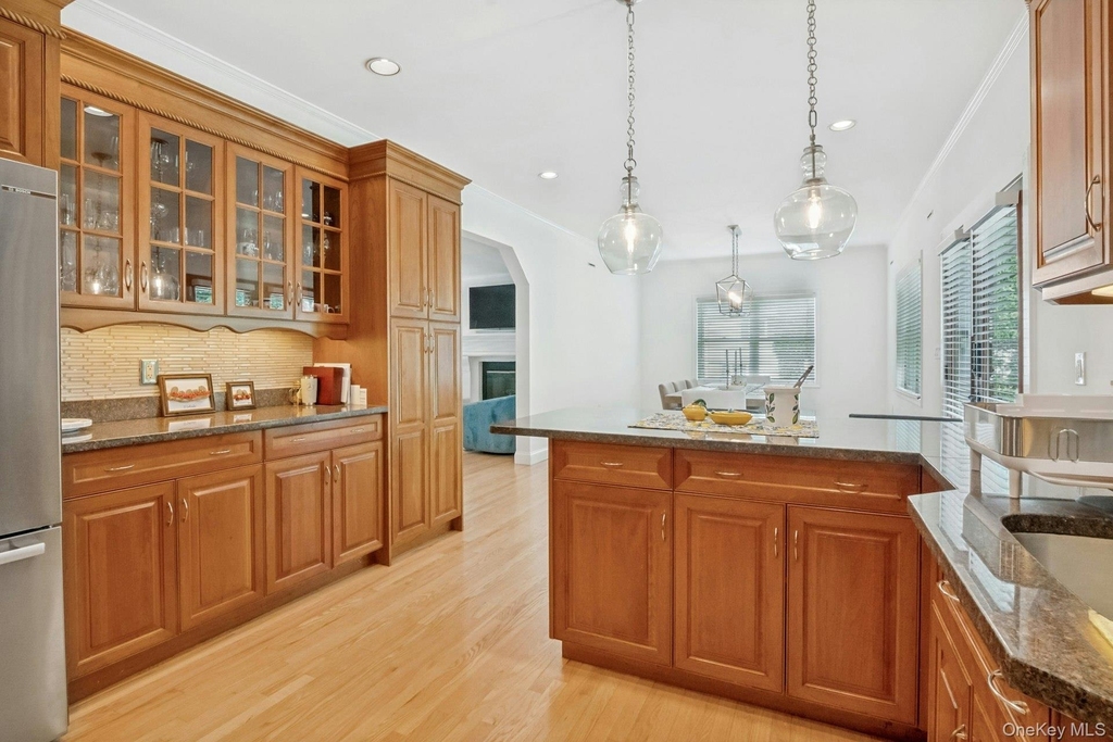 575 Washington Avenue - Photo 16