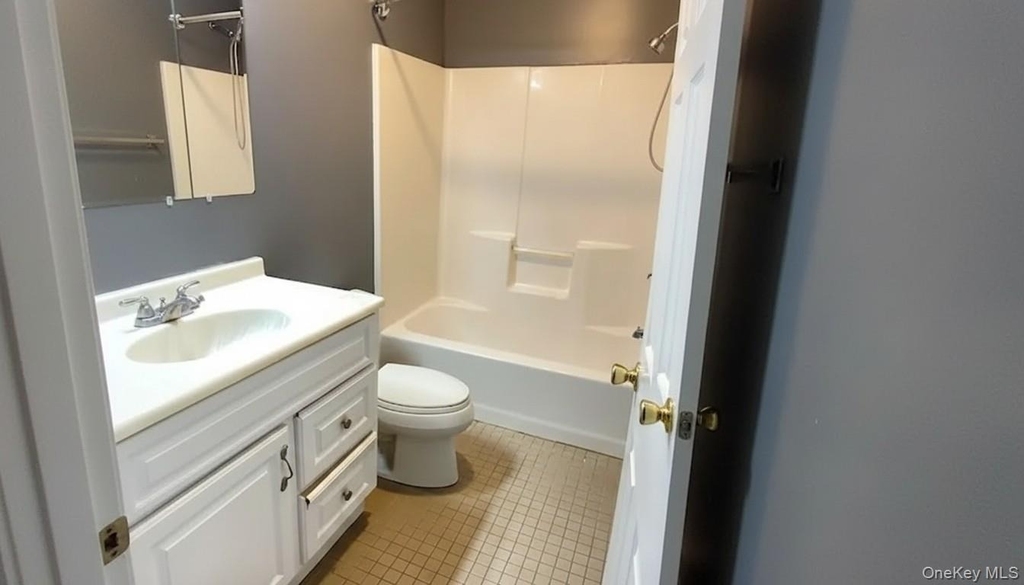 10 State Street - Photo 8