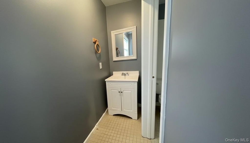 10 State Street - Photo 3