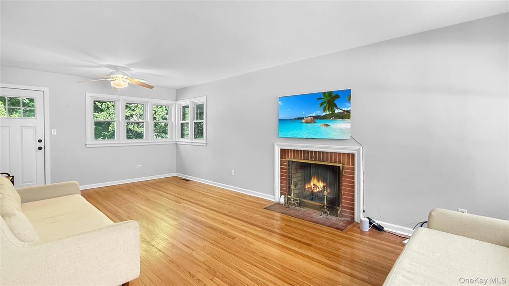 15 Whitehill Place - Photo 2
