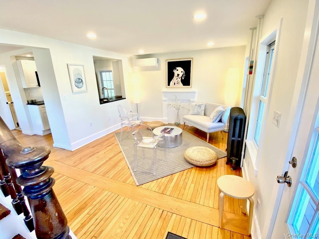 32 Oak Street - Photo 3